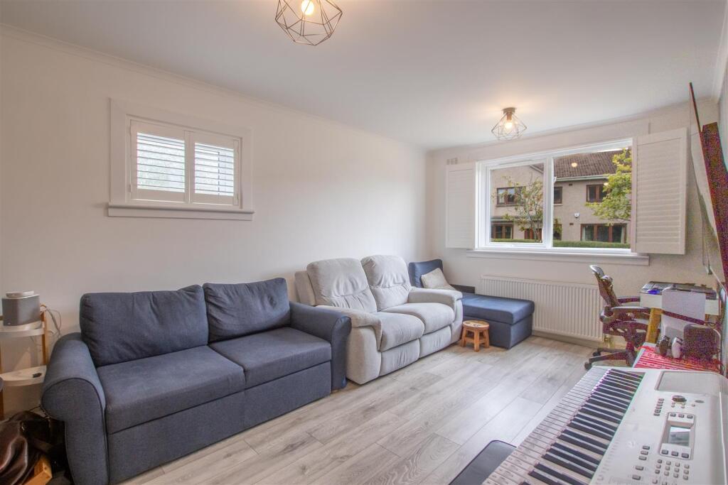 lounge-2.jpg