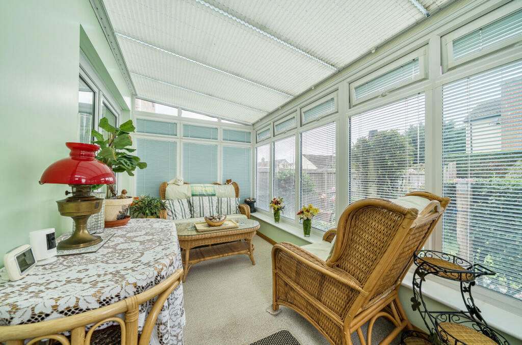 1368934-10-68f260...