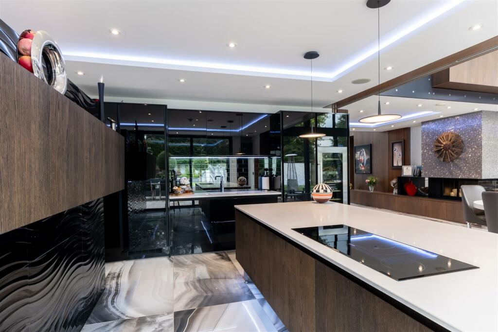 1 Sandiway Bank-007.JPG