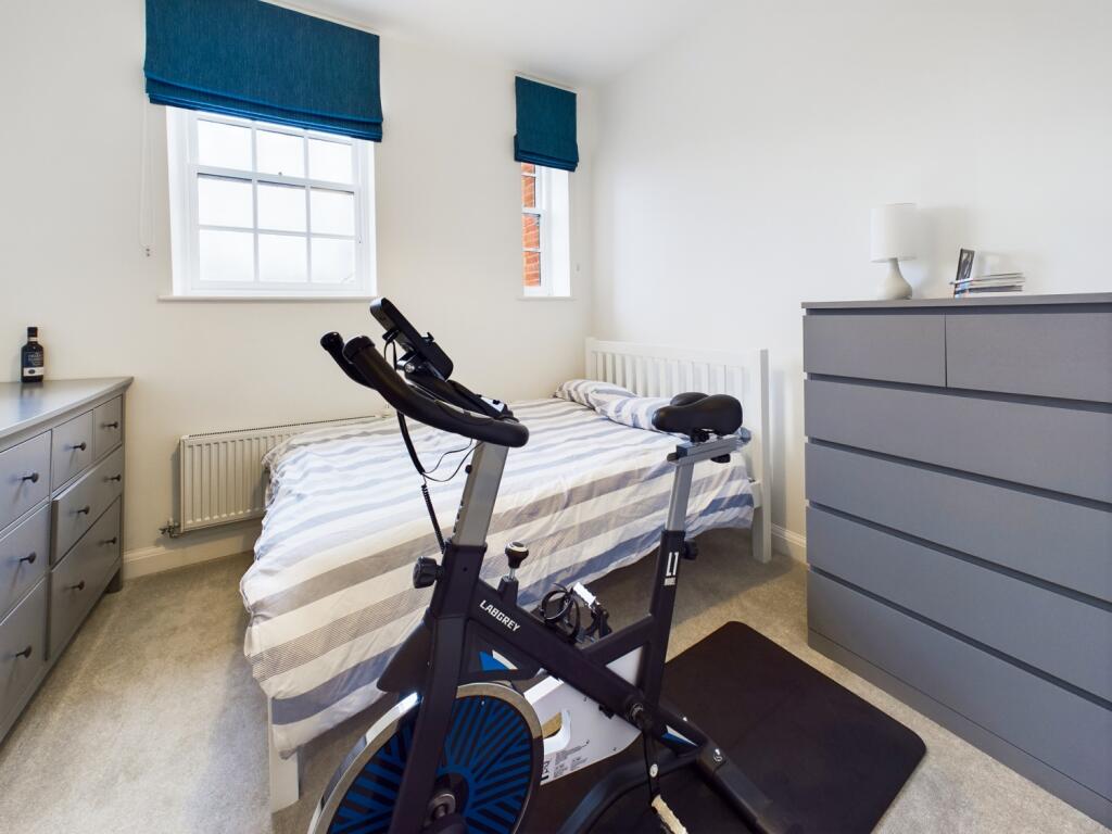 CAM03624G0-PR0103-STILL026