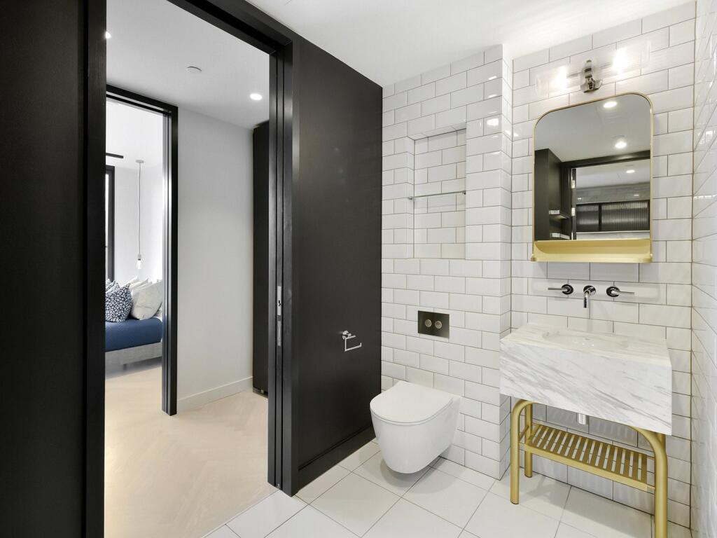 One Crown Place