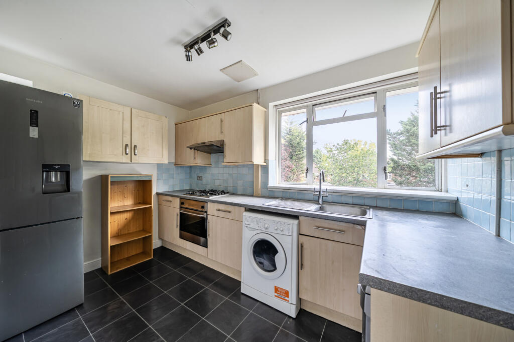 1361529-5-68daab6...