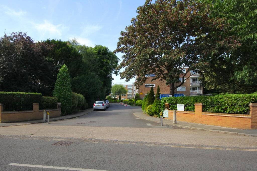 Gv- 27 Perivale Grange (1).jpg