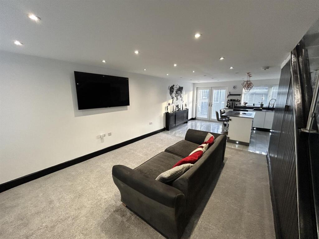 Open Plan Lounge
