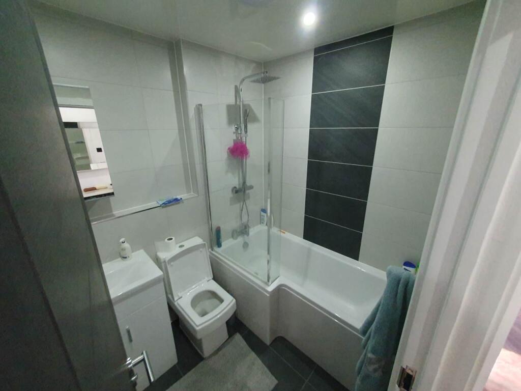 Bathroom (1)