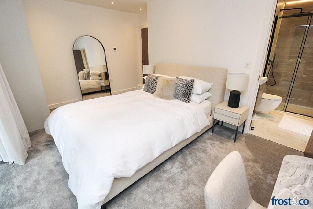 Bedroom 1 to EnSuite