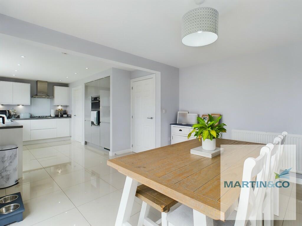 CAM03663G0-PR0027...