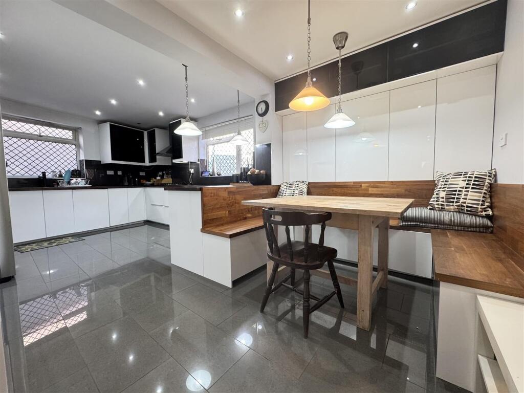 IMG_8073 (Large).JPG