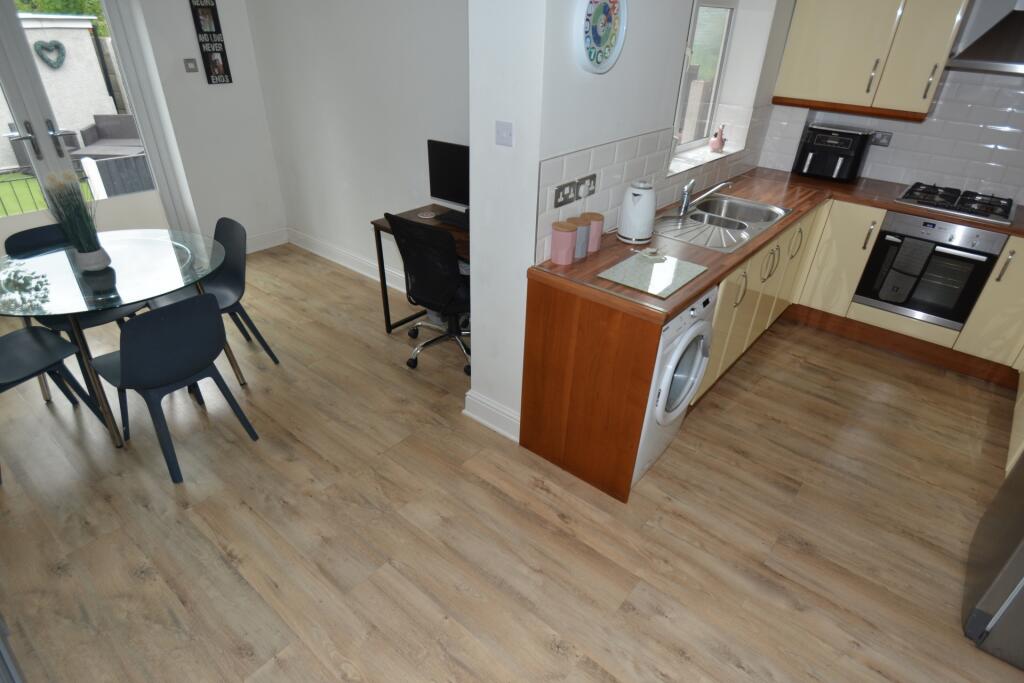 Kitchen diner