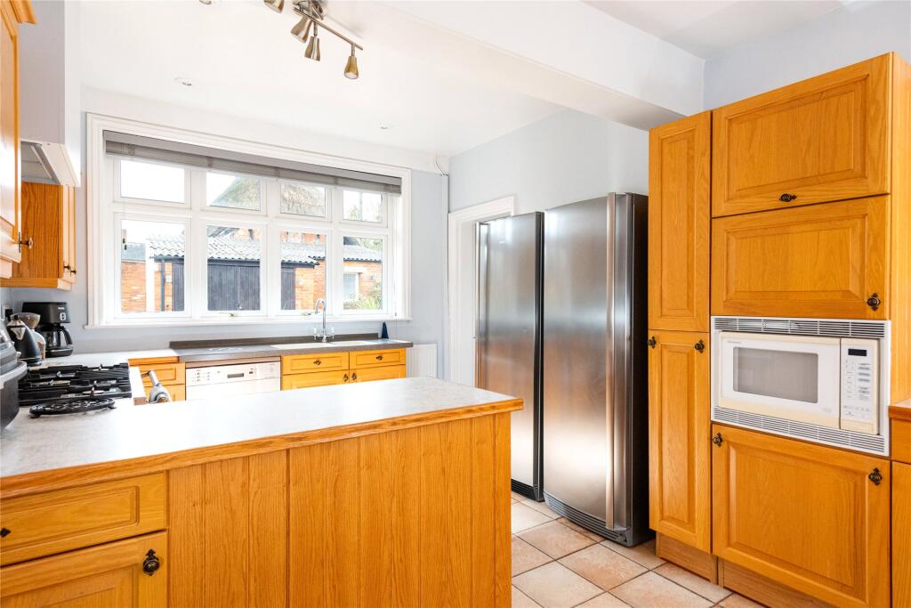 Kitchen/Breakfast