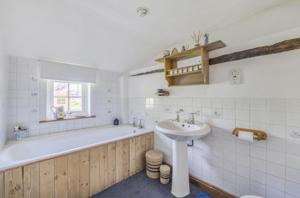 14-682338f806a43-...