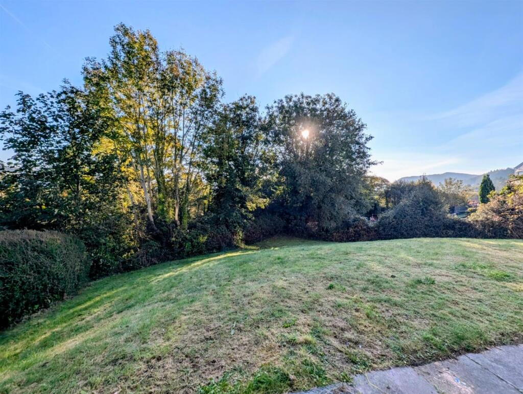 WhatsApp Image 2025-10-17 at 14.41.12_7685a126.jpg