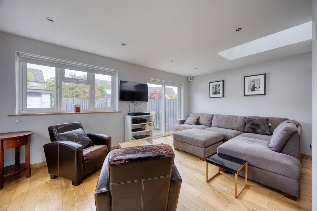 118_BALMUILDY_RD_BISHOPBRIGGS_010.JPEG
