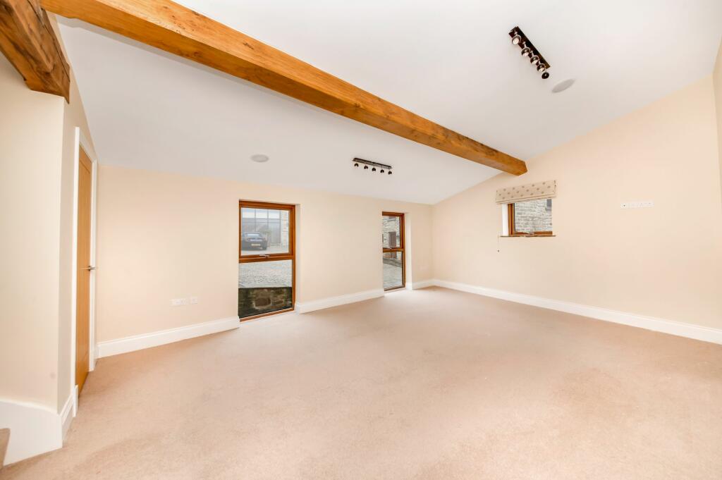 GAMES ROOM/SECOND SITTING ROOM