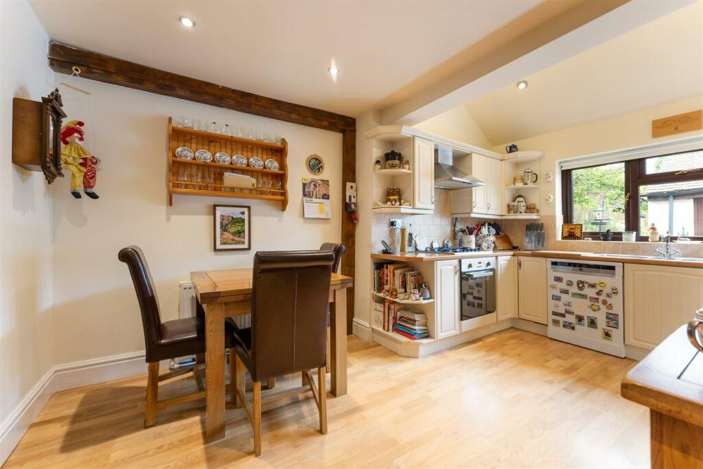 256 Mill Lane, Dorridge, B93 8NU_7.jpg
