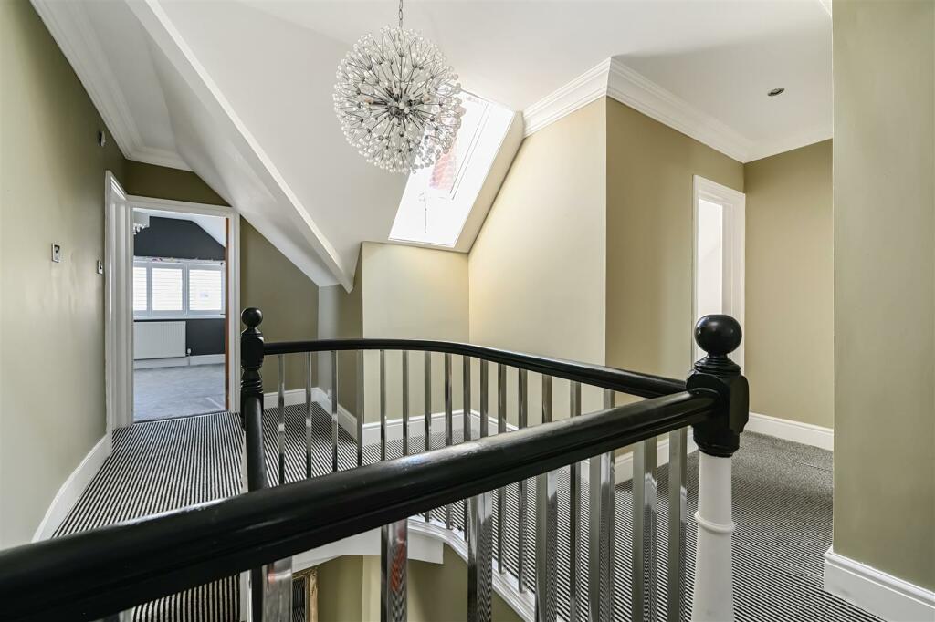 50a Sedlescombe Road South- TN380TJ (19).jpg