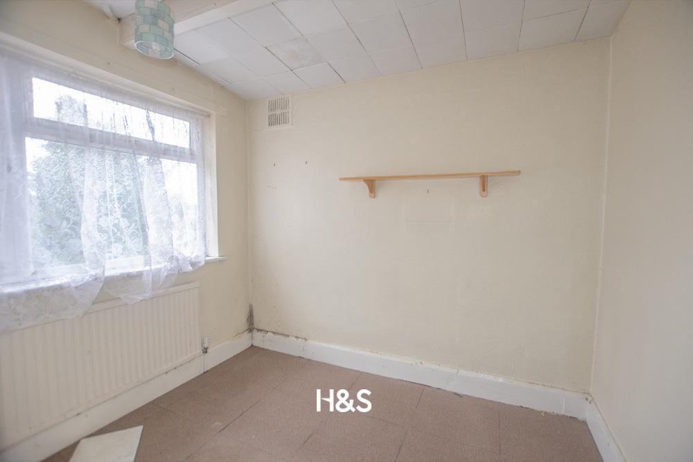 marshall lake road - bedroom 3.jpg