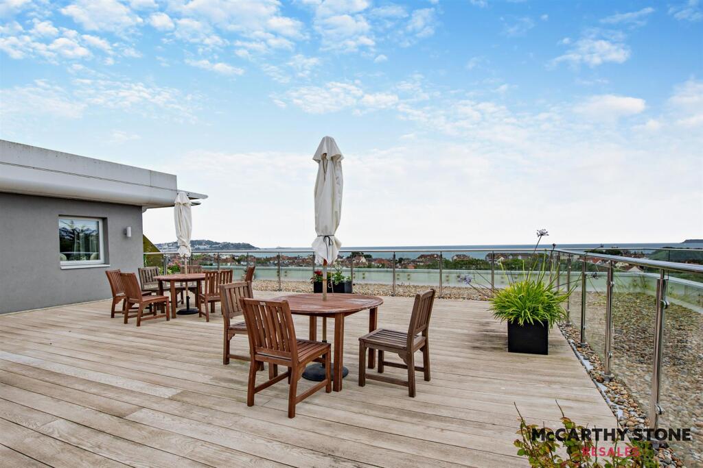 Communal Rooftop Terrace