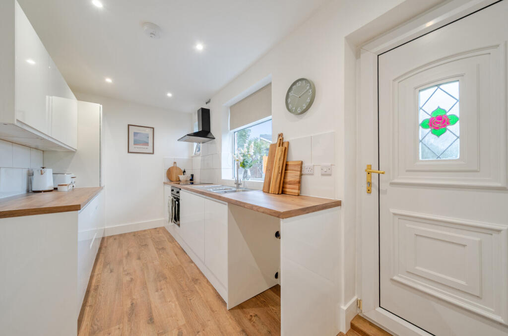 1370155-15-68f756...