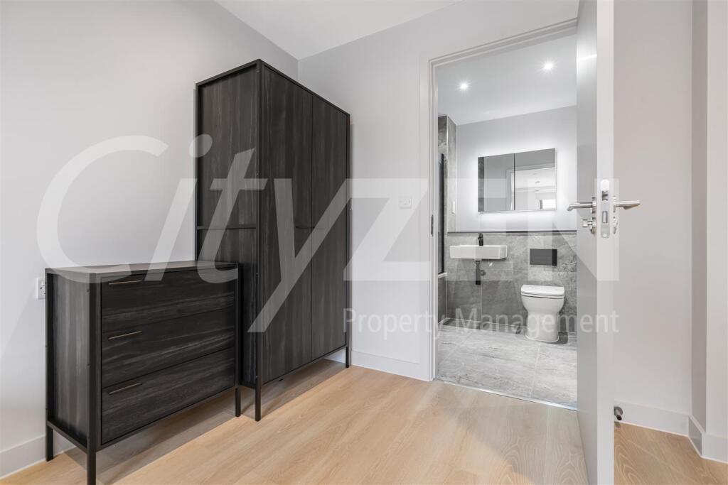 BEDROOM (SIMILAR APARTMENT)