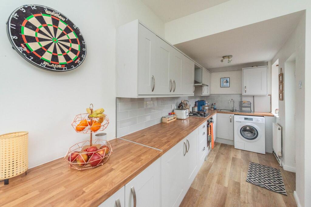 KITCHEN DINER AND LIVING ROOM