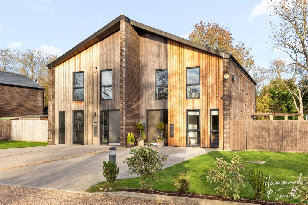 Hastingwood Park, Harlow, CM17