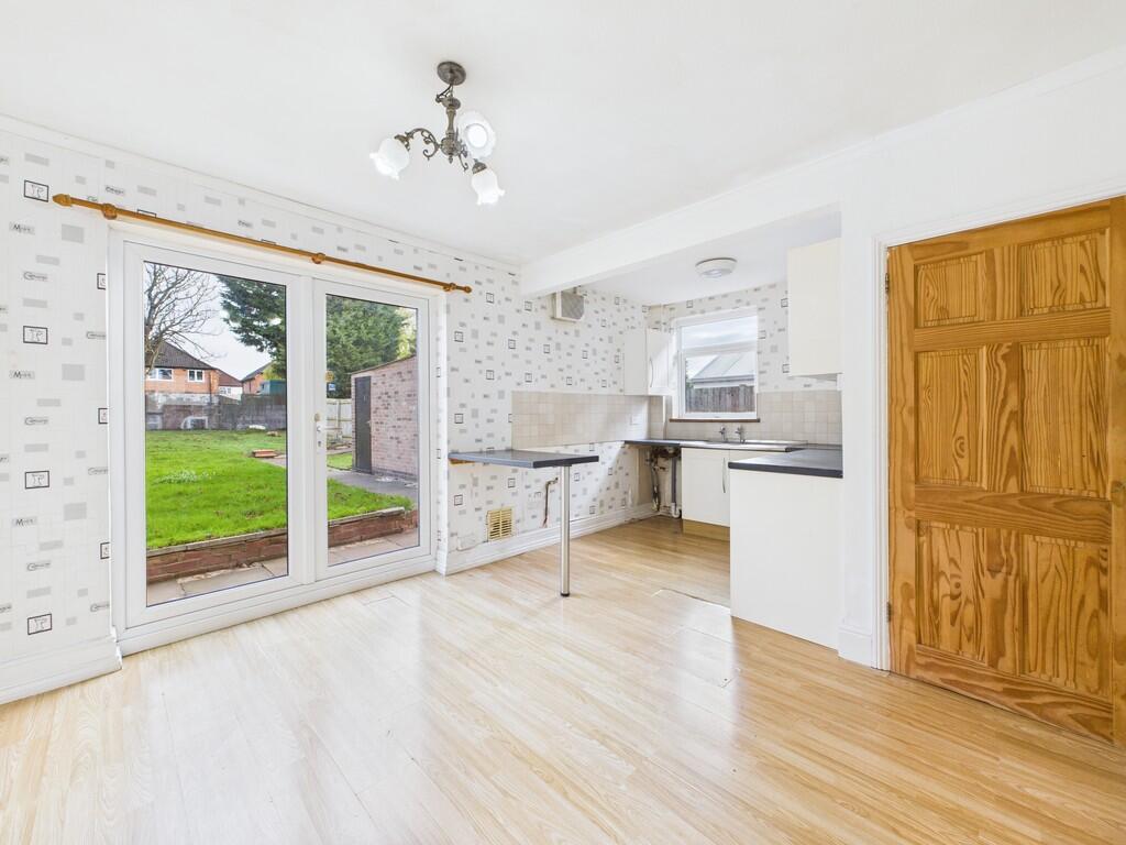 CAM04578G0-PR0032...