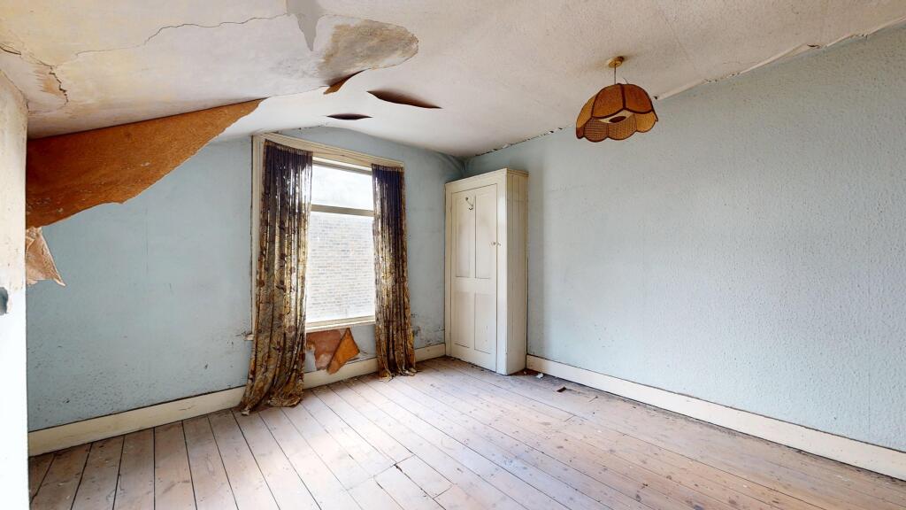 3B Navy Street, Clapham, London SW4 6EY