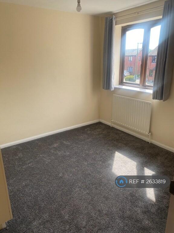 Mid Bedroom