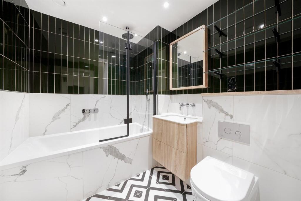 2 Viridis Apartments, 1 Monarch Square - JA07srcgn