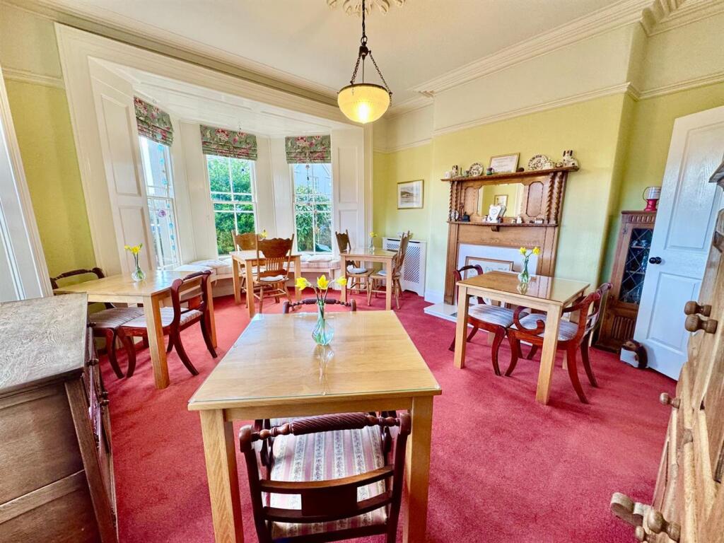 PHOTO-2025-01-07-21-49-10 (12).jpg