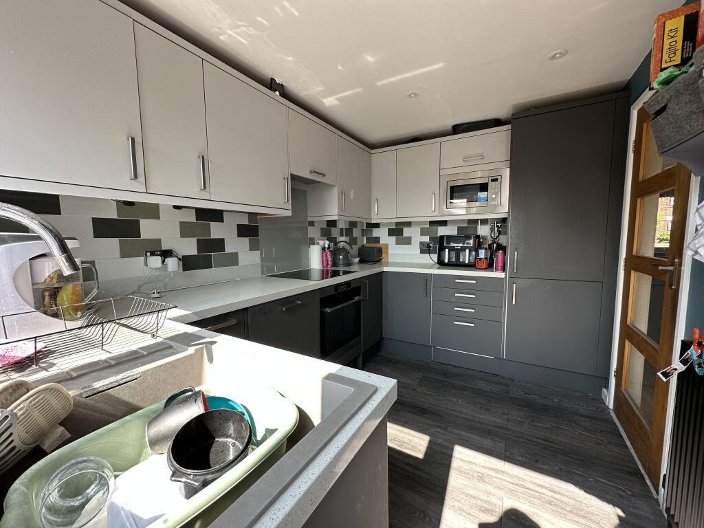 Photo 11-06-2025, 15 51 21