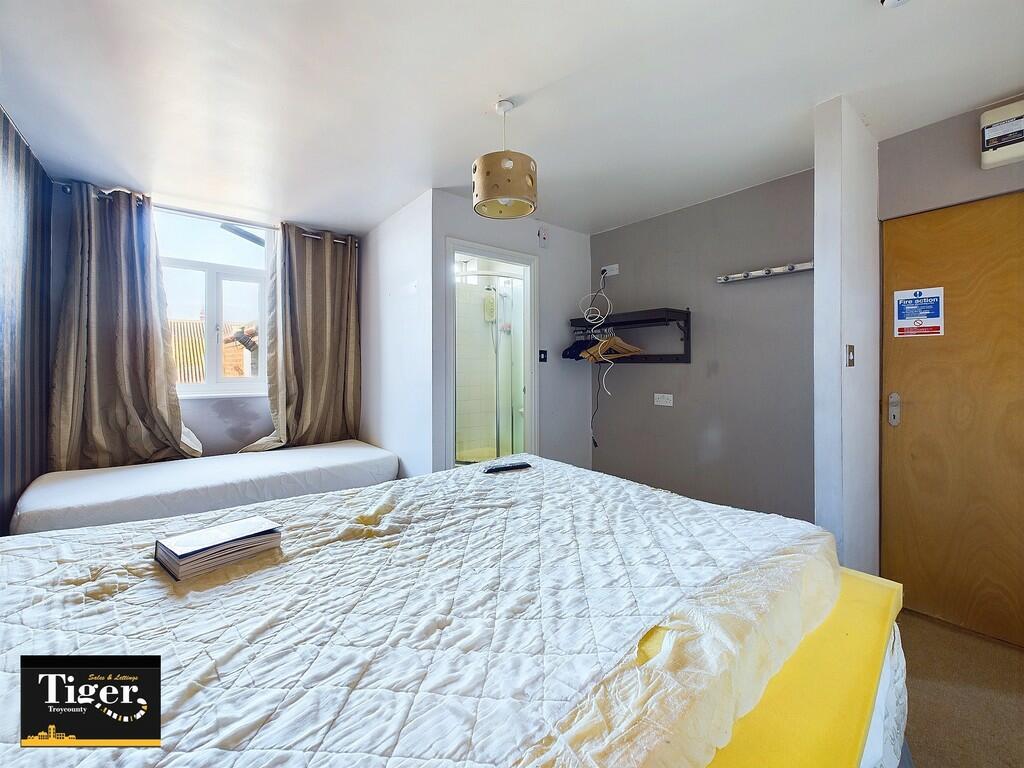 CAM03440G0-PR0173...