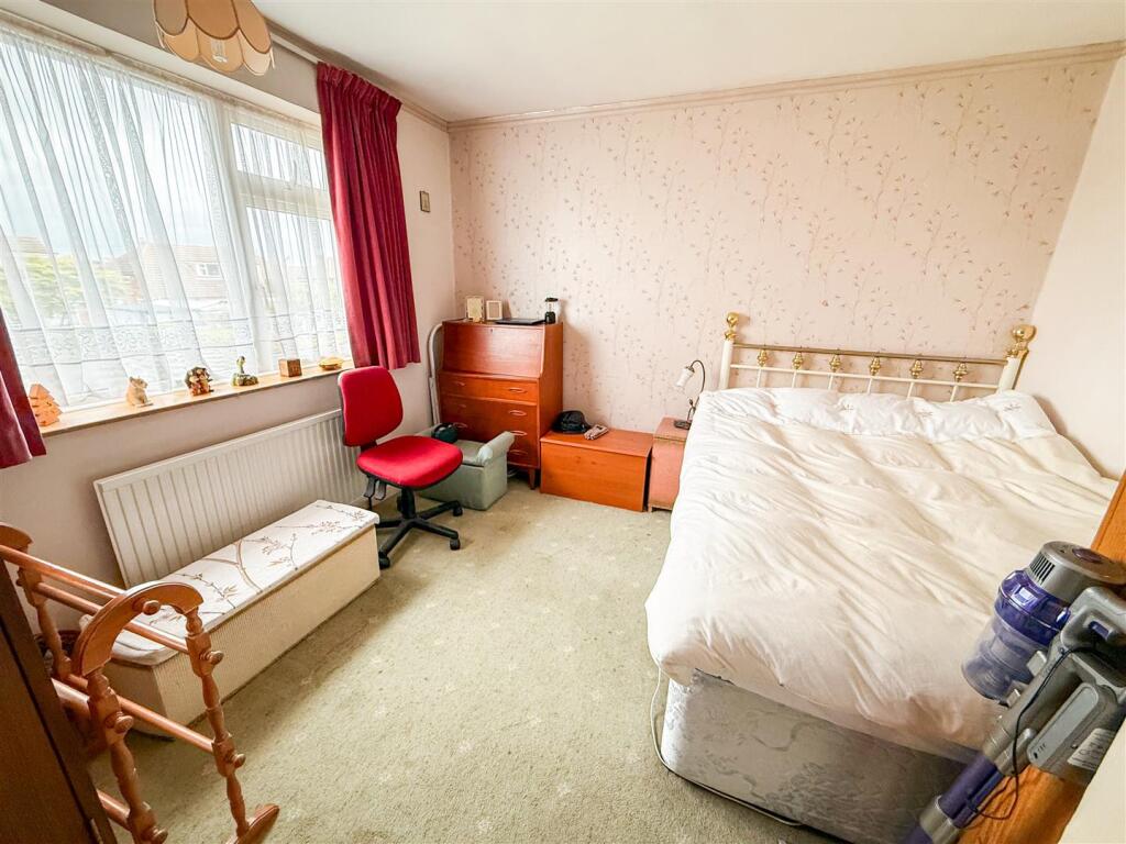 BEDROOM TWO