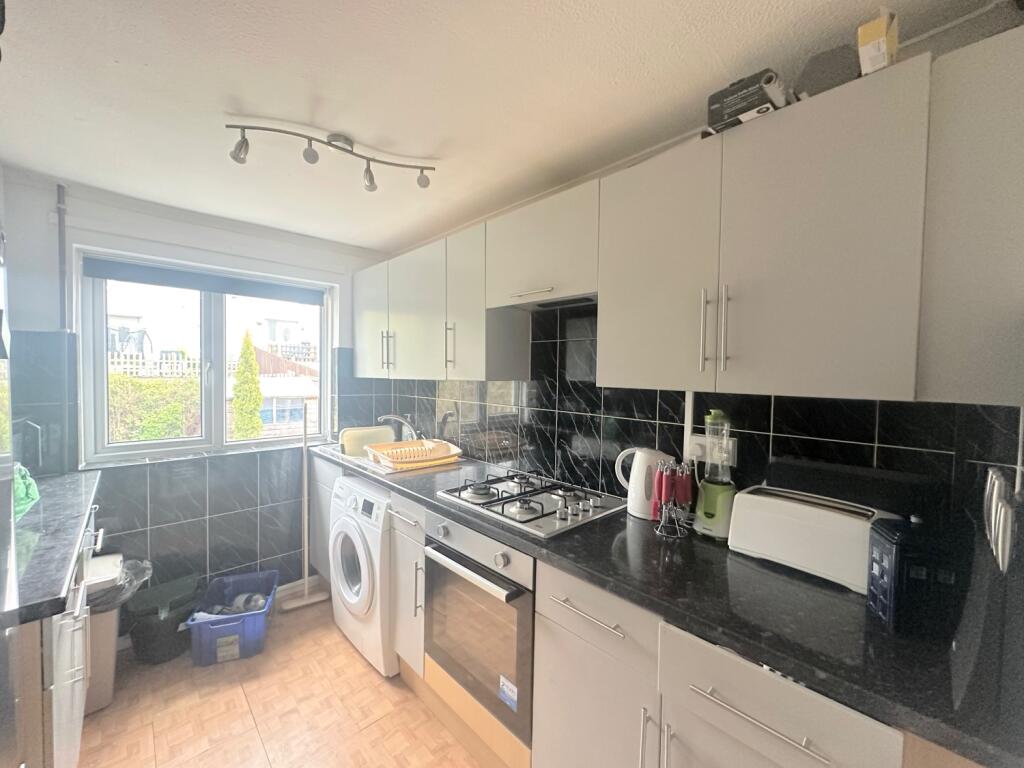 A9C3B585-D2CA-413E-BF6B-D0A972AEBE4F