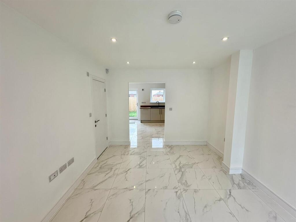 WhatsApp Image 2025-07-14 at 13.01.27 (1).jpeg