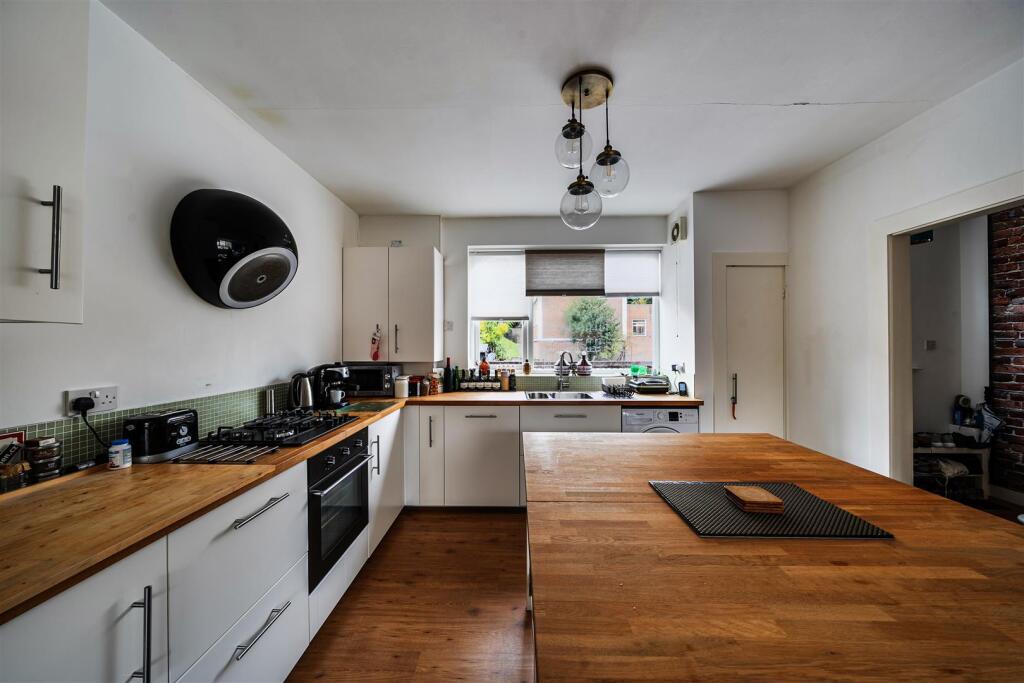 New Parade - Kitchen.jpg