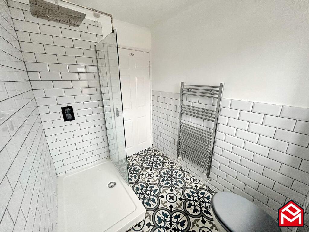 Family Shower Room
