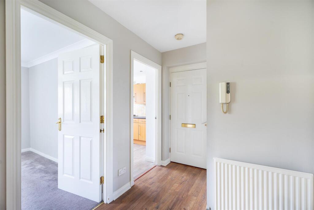 24LomondCrt-08.jpg