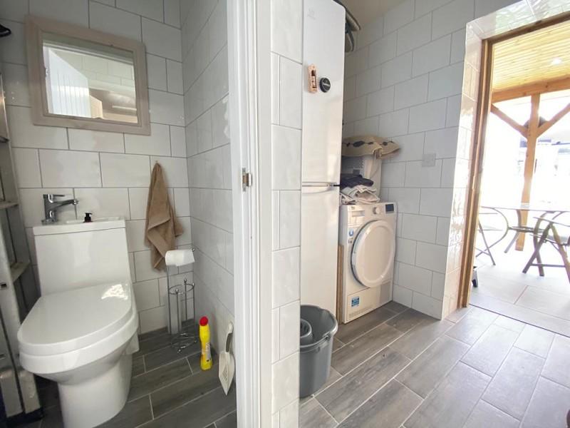 Wash room / w.c