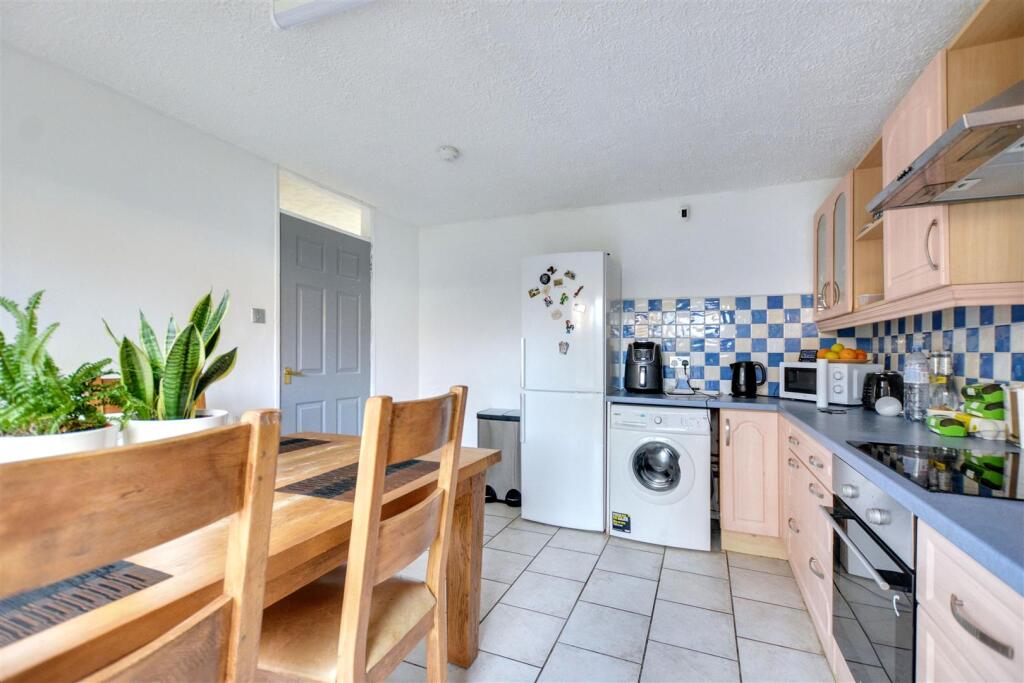 Kitchen Diner_3.jpeg