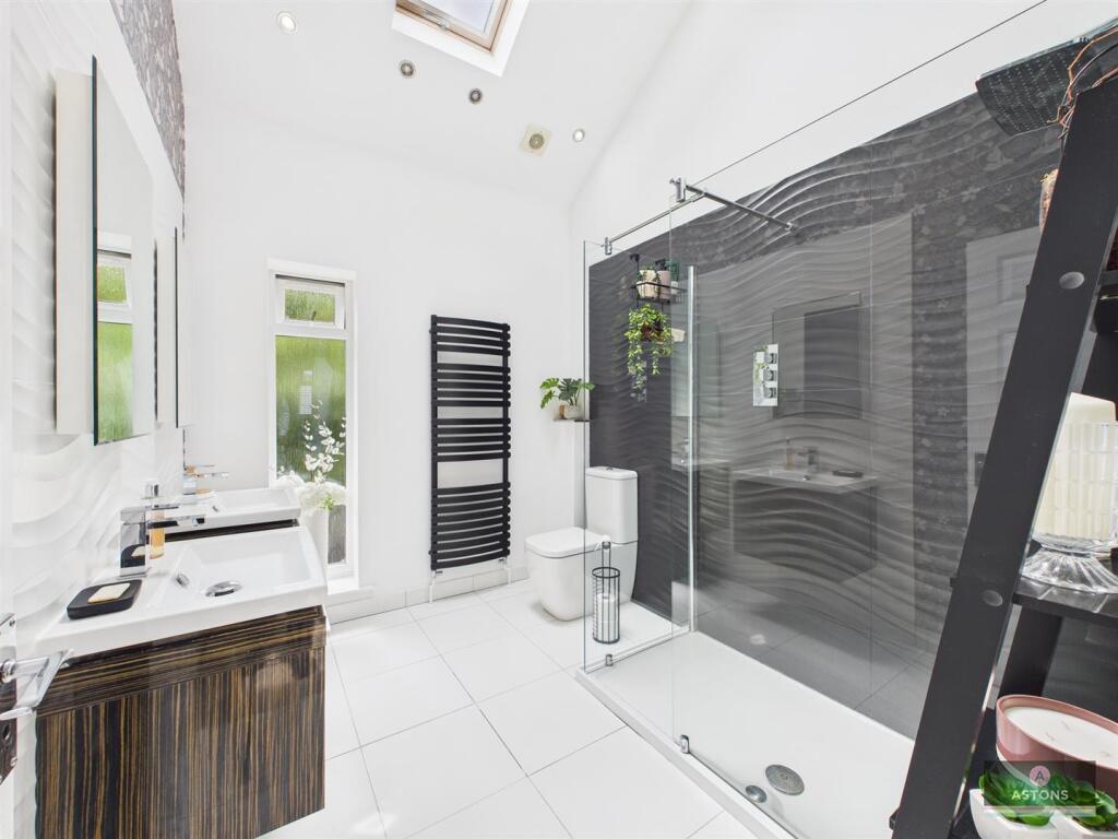 En-Suite Shower Room