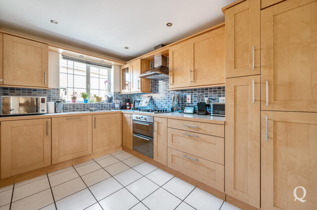 dde5352d-904e-414...