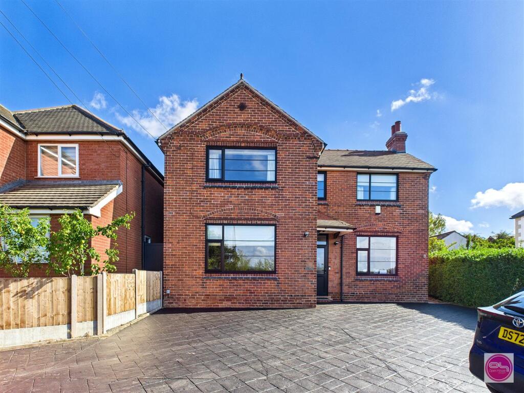 Burton Road, Castle Gresley (2).jpg