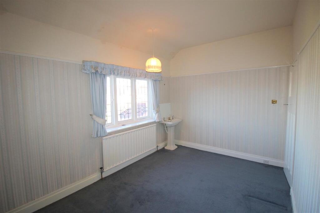 Fairhaven Road, 12 - Bedroom Three.JPG