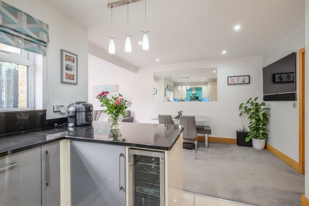 Open plan kitchen/ Dining and Living room
