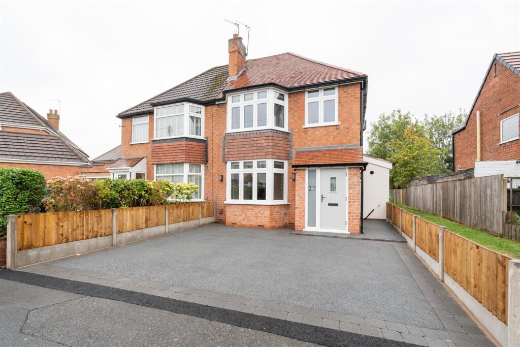 27 Avon Road, Shirley_18.jpg