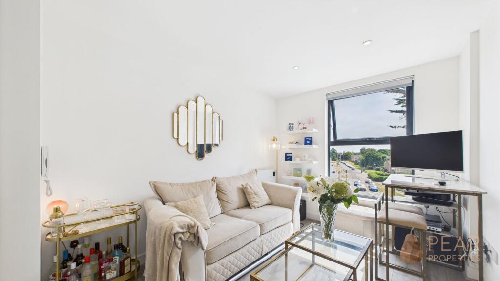 Open Plan Kitchen/ Living Room