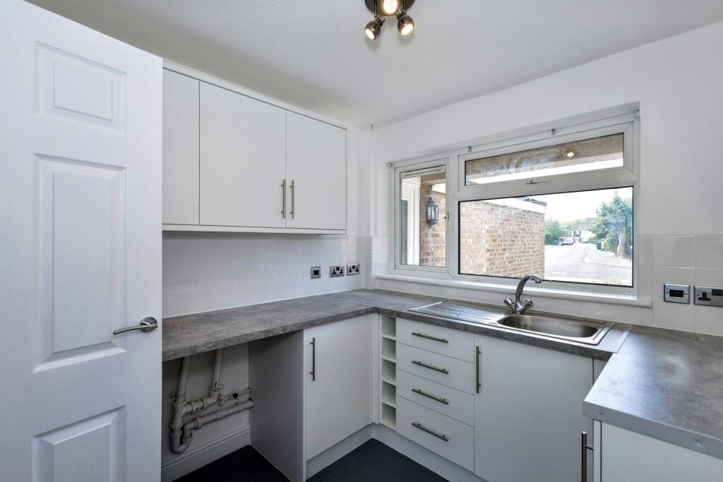 16 Nash Drive, Abingdon, Oxfordshire OX14 5PT