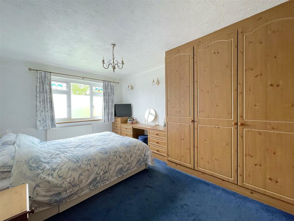 Bedroom One (1).jpeg